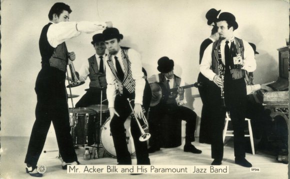 His Paramount Jazz Band