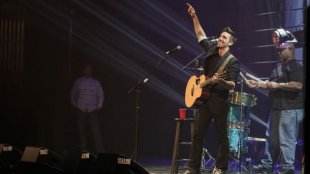 jakeowen Dierks Bentley, Band Perry, even more Honor Veterans at Stars and Strings Concert