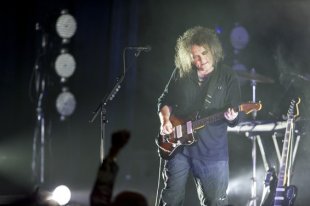 Robert Smith for the Cure