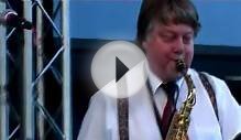 Savannah Jazz Band plays "Put On Your Old Grey Bonnet"